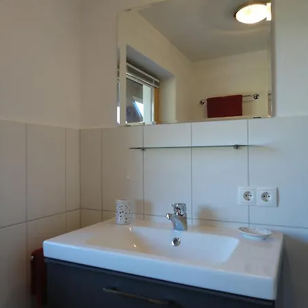 Apartment Feller *