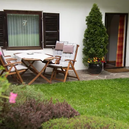 Feller Apartment *