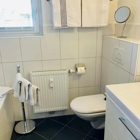 兰德费勒公寓 * 瑞斯贝基茨比厄尔