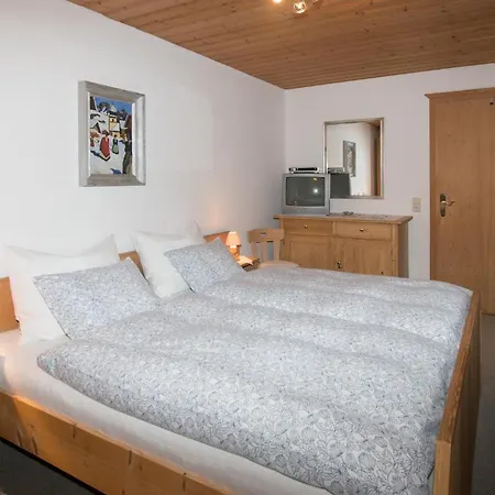 兰德费勒公寓 公寓 *